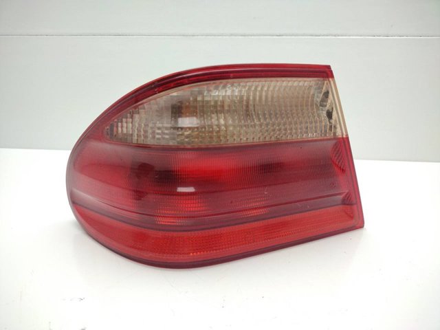 MERCEDES A2108203364 Piloto trasero exterior izquierdo  disponible Lugo