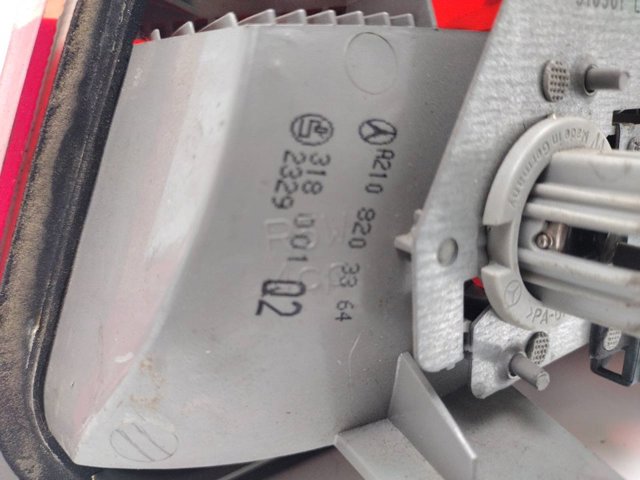 A2108203364 Piloto trasero exterior izquierdo  en stock Granada