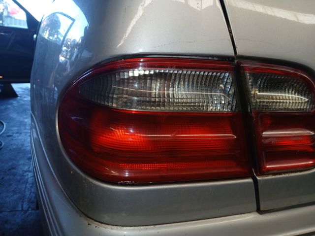 MERCEDES A2108203364 Piloto trasero exterior izquierdo comprar Pamplona