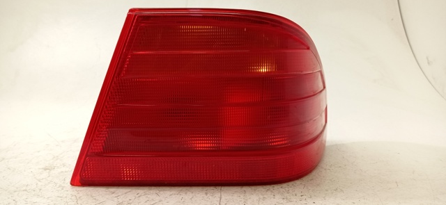 A2108204464 Piloto trasero exterior derecho  en stock Sabadell