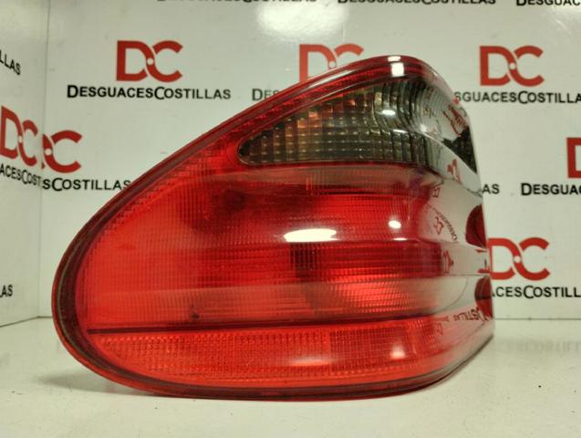 A2108208164 MERCEDES Piloto trasero exterior izquierdo  comprar en Jaén