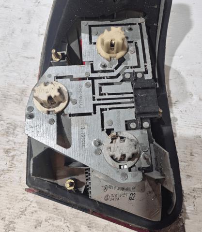 A2108208164 Piloto trasero exterior izquierdo  en stock Castellón