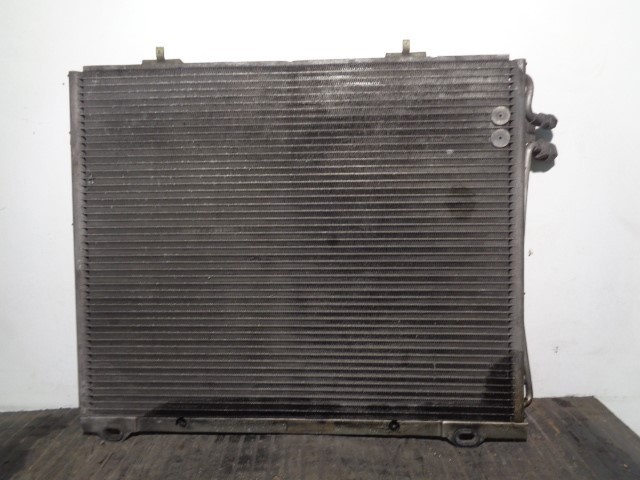 A2108300270 MERCEDES Condensador de aire acondicionado  comprar en Lleida