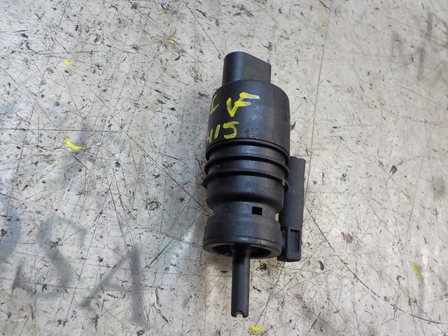 A2108690821 MERCEDES Bomba de agua limpiaparabrisas, delantera  en stock Gandía