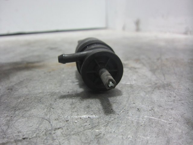 A2108691021 Motor de la bomba del lavaparabrisas delantero  comprar en Reus