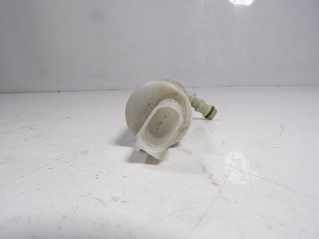 MERCEDES A2108691121 Bomba-motor de lavafaros  en stock Valencia