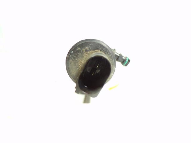 A2108691221 MERCEDES Bomba-motor de lavafaros  comprar en Jaén