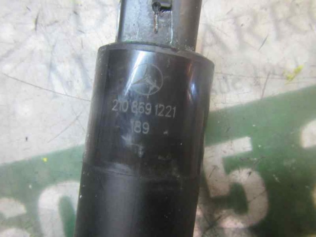 A2108691221 MERCEDES Bomba-motor de lavafaros comprar Alcalá