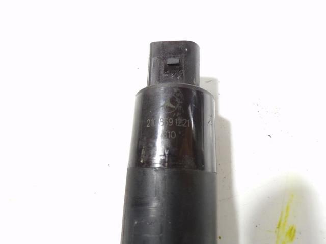 MERCEDES A2108691221 Bomba-motor de lavafaros  comprar en Murcia