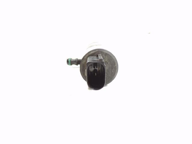 A2108691221 Bomba-motor de lavafaros  disponible Burgos