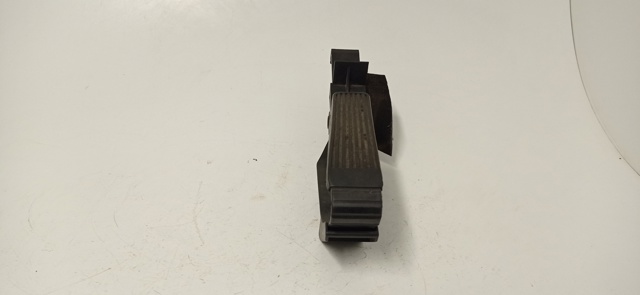 A2113000404 MERCEDES Pedal del acelerador comprar Bilbao