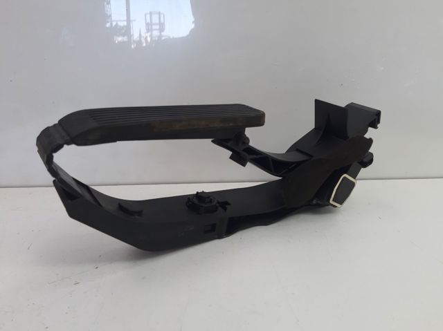 A2113000404 MERCEDES Pedal del acelerador  comprar en Jaén