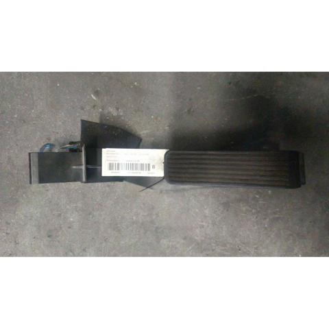 A2113000404 MERCEDES Pedal del acelerador  disponible Ourense