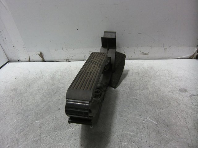 A2113000404 Mercedes