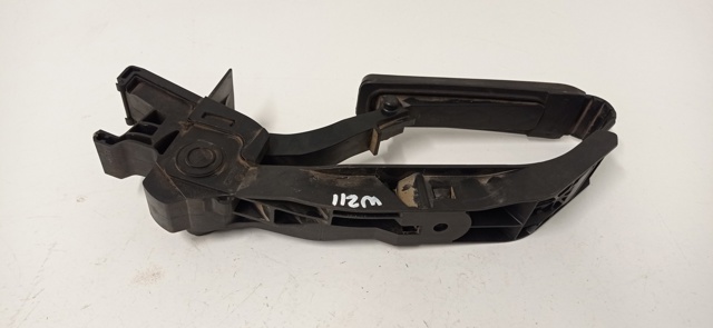 A2113000404 MERCEDES Pedal del acelerador  en stock Córdoba