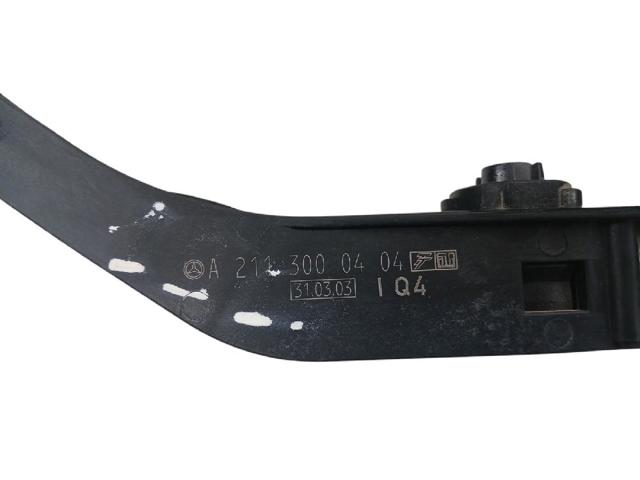 A2113000404 MERCEDES Pedal del acelerador  en stock Córdoba