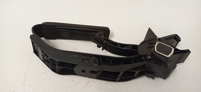 A2113000404 MERCEDES Pedal del acelerador  comprar en Jaén