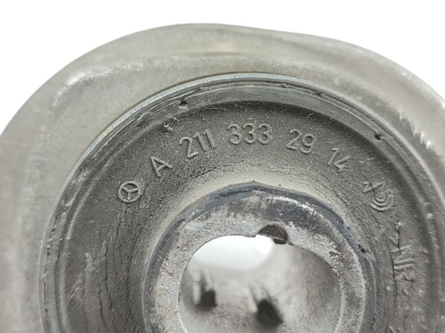 A2113302911 MERCEDES Brazo inferior izquierdo de la suspensión delantera  en stock Gandía