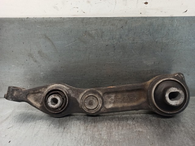 A2113308107 MERCEDES Brazo inferior izquierdo de la suspensión delantera  comprar en Oviedo