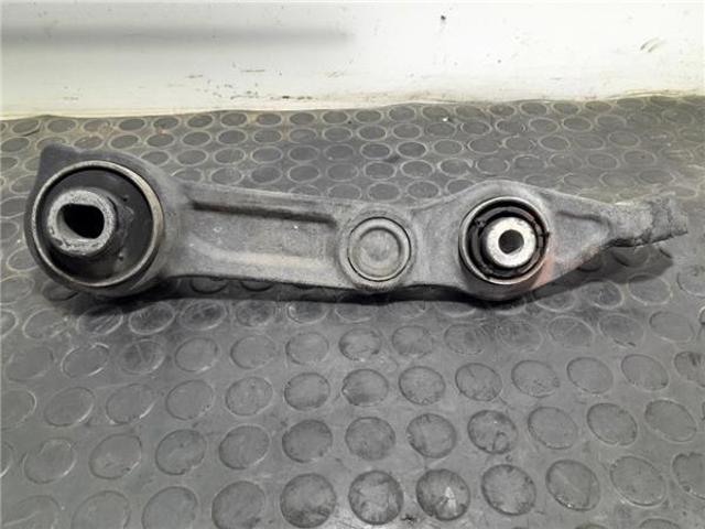 A2113308207 Brazo inferior derecho de la suspensión delantera  disponible Burgos