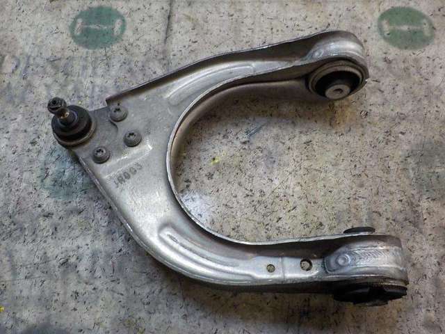 A2113308907 Brazo superior izquierdo de la suspensión delantera  disponible Utrera