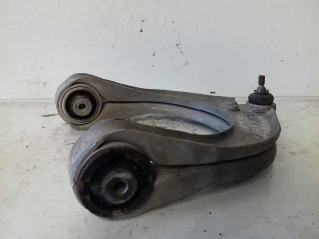 A2113309007 MERCEDES Brazo superior derecho de la suspensión delantera  comprar en Lleida
