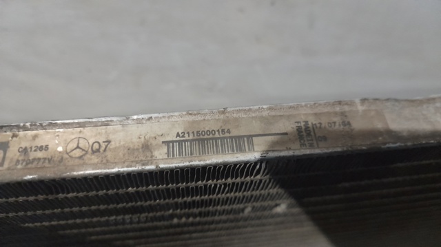 MERCEDES A2115000154 Condensador de aire acondicionado  comprar en Albacete
