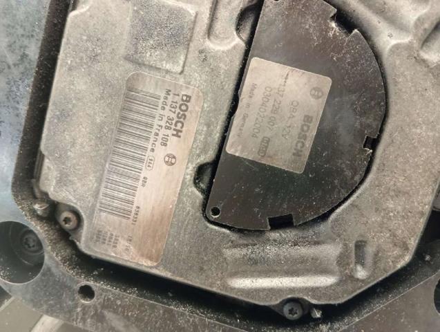 MERCEDES A2115000693 Ventilador de refrigeración completo derecho (motor y hélice)  en stock Terrassa