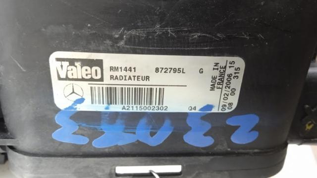 MERCEDES A2115002302 Radiador de refrigeración del motor  disponible Valladolid