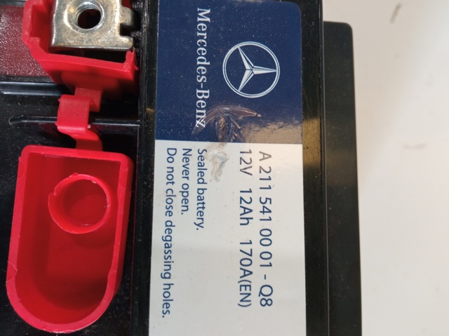 Batería de arranque A2115410001 Mercedes