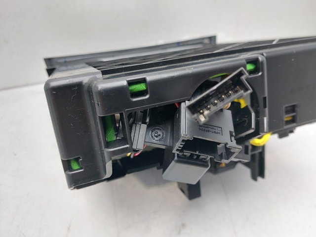A2116800552 Botón de emergencia  disponible Utrera