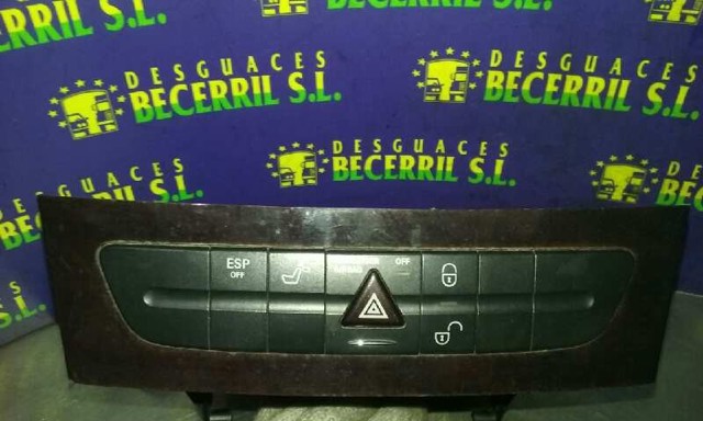 A2116800552 MERCEDES Boton de luz de emergencía comprar Bilbao