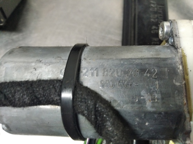 A2117200246 MERCEDES Mecanismo de elevalunas de la puerta delantera derecha  comprar en Jaén