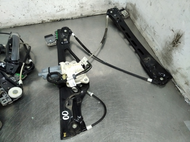MERCEDES A2117200246 Mecanismo de elevalunas de la puerta delantera derecha  comprar en Ponferrada