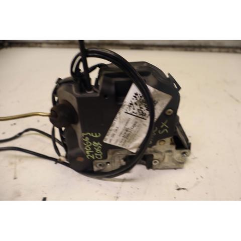 MERCEDES A2117200335 Cerradura de puerta delantera izquierda  disponible España