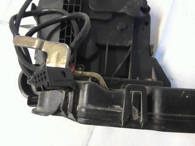 MERCEDES A2117200635 Cerradura de puerta delantera derecha  disponible Valladolid