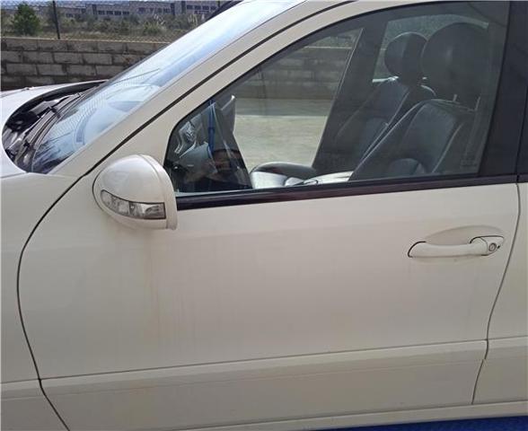 A2117201305 Puerta delantera izquierda  disponible Utrera