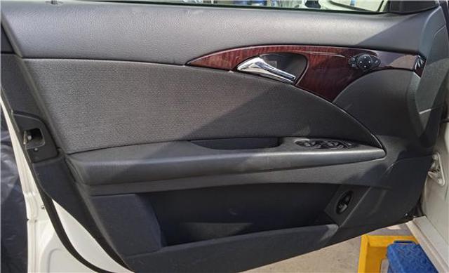 A2117201305 MERCEDES Puerta delantera izquierda  disponible Alicante