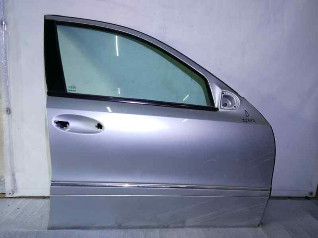 A211720140528 Mercedes