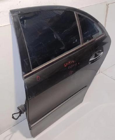 A2117300105 MERCEDES Puerta trasera izquierda  en stock Córdoba
