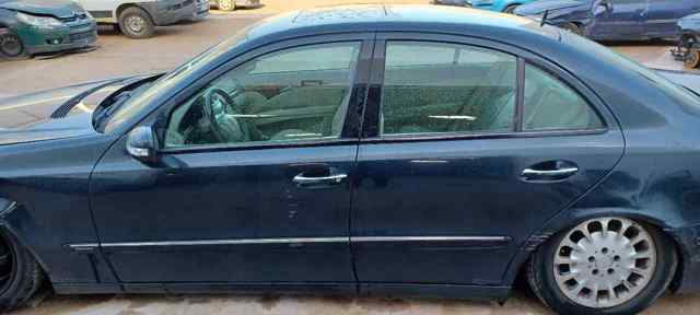 A2117300105 MERCEDES Puerta trasera izquierda  comprar en Lleida