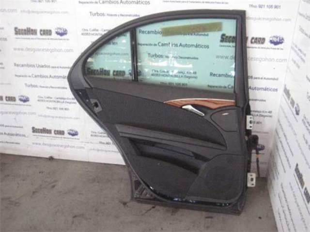 A2117300105 Puerta trasera izquierda comprar Almería