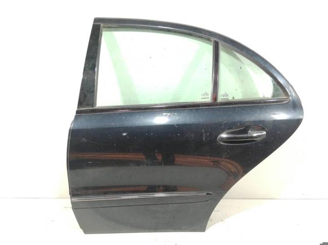 A2117300105 MERCEDES Puerta trasera izquierda  comprar en Oviedo