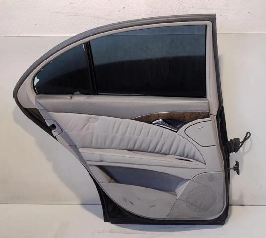 A2117300105 Puerta trasera izquierda comprar Almería