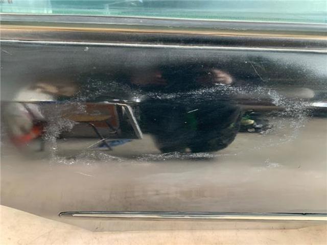 A2117300205 MERCEDES Puerta trasera derecha  comprar en Jaén