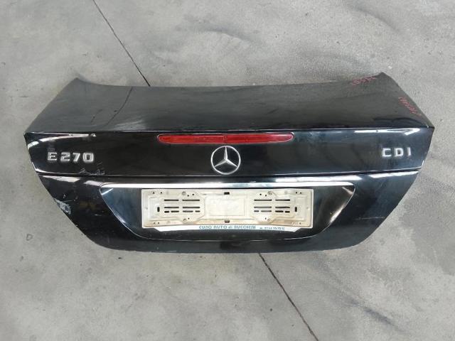 Tapa maletero Mercedes E  desde 220,70 €