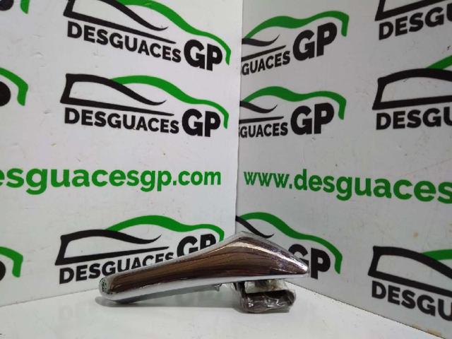 A2117660224 Manija interior derecha de puerta corrediza comprar Sevilla