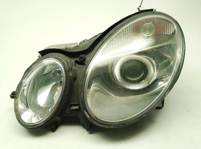 Luz frontal Mercedes E  (W211)