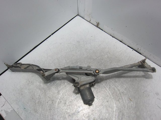 MERCEDES A2118200442 Motor limpiaparabrisas  en stock Salamanca