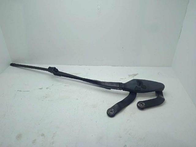 A2118200444 Brazo del limpiaparabrisas  en stock Sabadell
